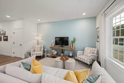 1A Dearborn Circle, Goffstown, NH 03045 - Photo 8