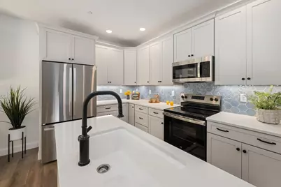 1A Dearborn Circle, Goffstown, NH 03045 - Photo 4