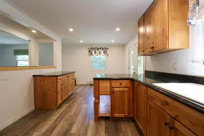 71 Poverty Lane, Lebanon, NH 03766 - Photo 4