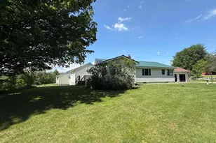 29 Baker Rd, Springfield, VT 05156 - Photo 2