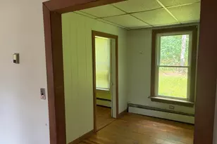 301 Webster St, Hudson, NH 03051 - Photo 8