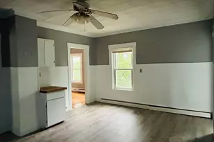 65 Mechanic St, Winchester, NH 03470 - Photo 12