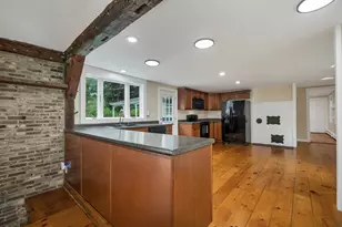 26 Old Mont Vernon Rd, Amherst, NH 03031 - Photo 8