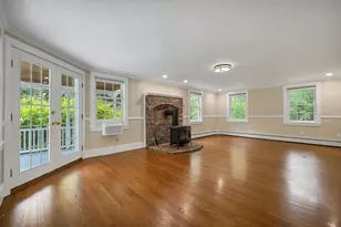 26 Old Mont Vernon Rd, Amherst, NH 03031 - Photo 4