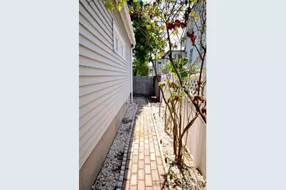 461 Manchester Street, Manchester, NH 03103 - Photo 10