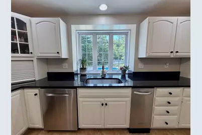 11 Boxwood Lane, Dover, NH 03820 - Photo 12