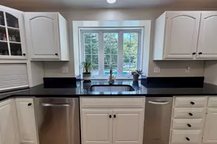 11 Boxwood Ln, Dover, NH 03820 - Photo 12