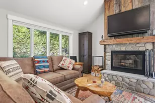 26 Loonwood Dr, Lincoln, NH 03251 - Photo 22