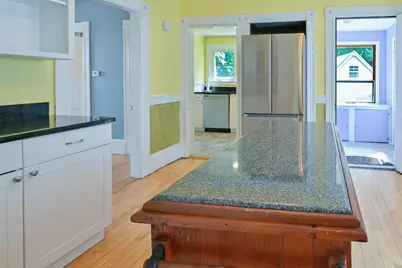 375 Orange Street, Manchester, NH 03104 - Photo 18