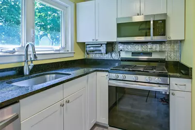 375 Orange Street, Manchester, NH 03104 - Photo 22