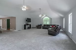 141 Paige Hill Rd, Goffstown, NH 03045 - Photo 24