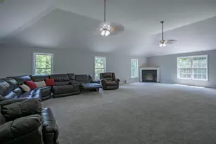 141 Paige Hill Rd, Goffstown, NH 03045 - Photo 20
