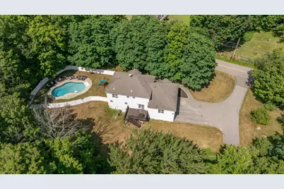 141 Paige Hill Road, Goffstown, NH 03045 - Photo 2