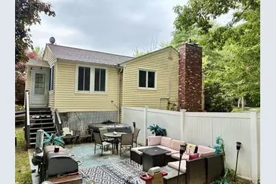 421 Pleasant Street, Laconia, NH 03246 - Photo 2