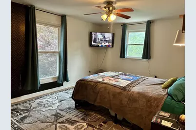 421 Pleasant Street, Laconia, NH 03246 - Photo 12