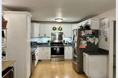 421 Pleasant Street, Laconia, NH 03246 - Photo 8