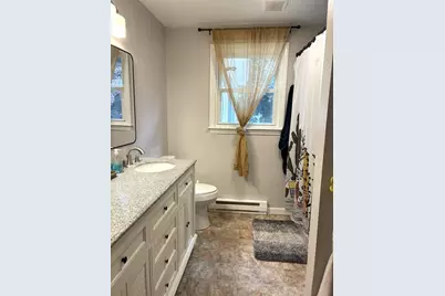 421 Pleasant Street, Laconia, NH 03246 - Photo 12