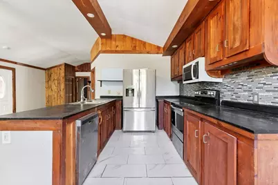 371-373 East Mountain Road, Newport, NH 03773 - Photo 10
