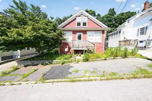 226 Lafayette St, Manchester, NH 03102 - Photo 2