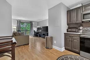 60 Old Hackett Hill Rd, Manchester, NH 03102 - Photo 4