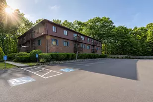 60 Old Hackett Hill Rd, Manchester, NH 03102 - Photo 2