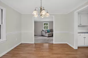 2 Queensway Cir, Nashua, NH 03062 - Photo 14