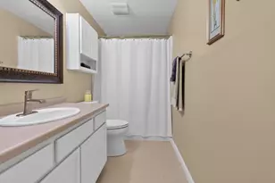 38 Georgetowne Dr, Nashua, NH 03062 - Photo 36
