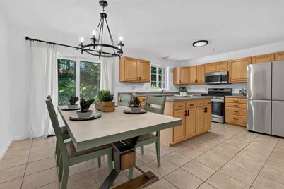 38 Georgetowne Drive, Nashua, NH 03062 - Photo 8