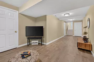 38 Georgetowne Dr, Nashua, NH 03062 - Photo 42