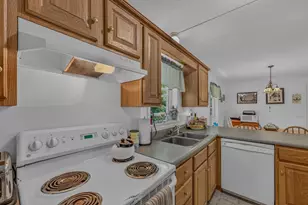 159 James St, Bethlehem, NH 03574 - Photo 16