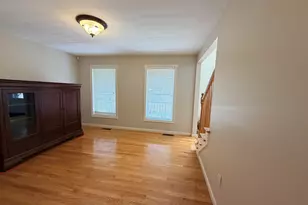 35 Cherrywood Dr, Dover, NH 03820 - Photo 10