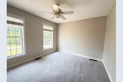 35 Cherrywood Drive, Dover, NH 03820 - Photo 14