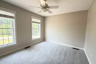 35 Cherrywood Dr, Dover, NH 03820 - Photo 14