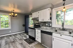 44 Emerald St, Manchester, NH 03103 - Photo 16