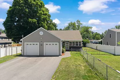 264 Broad Street, Nashua, NH 03063 - Photo 1