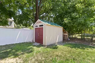 264 Broad St, Nashua, NH 03063 - Photo 46