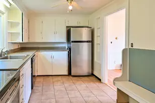 255 North St, Manchester, NH 03104 - Photo 16