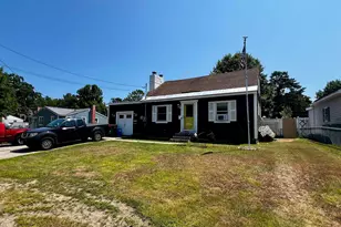 5 Russell St, Rochester, NH 03867 - Photo 2
