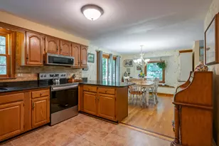 21 Marty Dr, Merrimack, NH 03054 - Photo 6