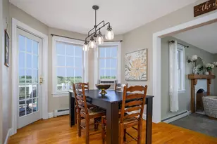 93 Bunker Hill Ave, Stratham, NH 03885 - Photo 10