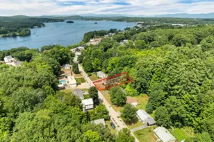 34 Valley St, Laconia, NH 03246 - Photo 2