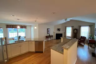 2 Clubhouse Wy, Amherst, NH 03031 - Photo 6