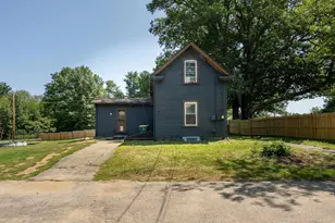 126 Rochester Hill Rd, Rochester, NH 03867 - Photo 1