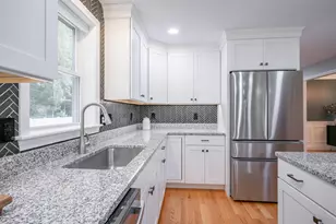 2 Lorelai Wy, Nashua, NH 03062 - Photo 8