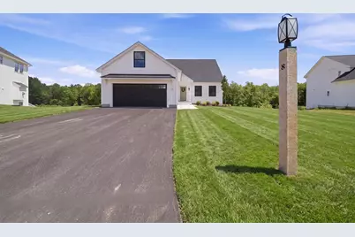 8 Robin Way #7, Chester, NH 03036 - Photo 4