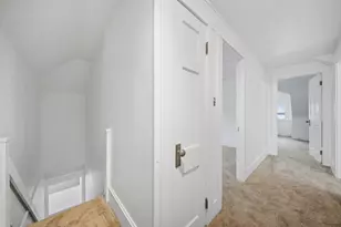 2484 Elm St, Manchester, NH 03104 - Photo 36