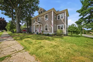 2484 Elm St, Manchester, NH 03104 - Photo 52
