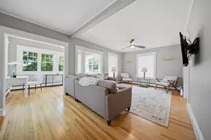 2484 Elm St, Manchester, NH 03104 - Photo 4