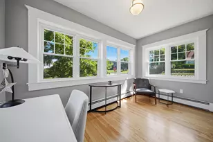 2484 Elm St, Manchester, NH 03104 - Photo 20