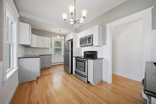 2484 Elm St, Manchester, NH 03104 - Photo 26